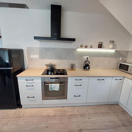 Utulny Apartman V Bratislava 4 Ngoại thất bức ảnh